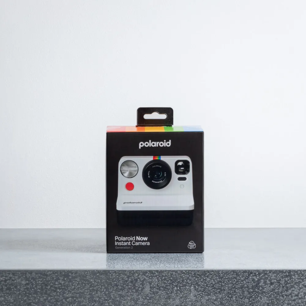 1907 IMPOSSIBLE Appareil photo Polaroid Now - Noir & Blanc