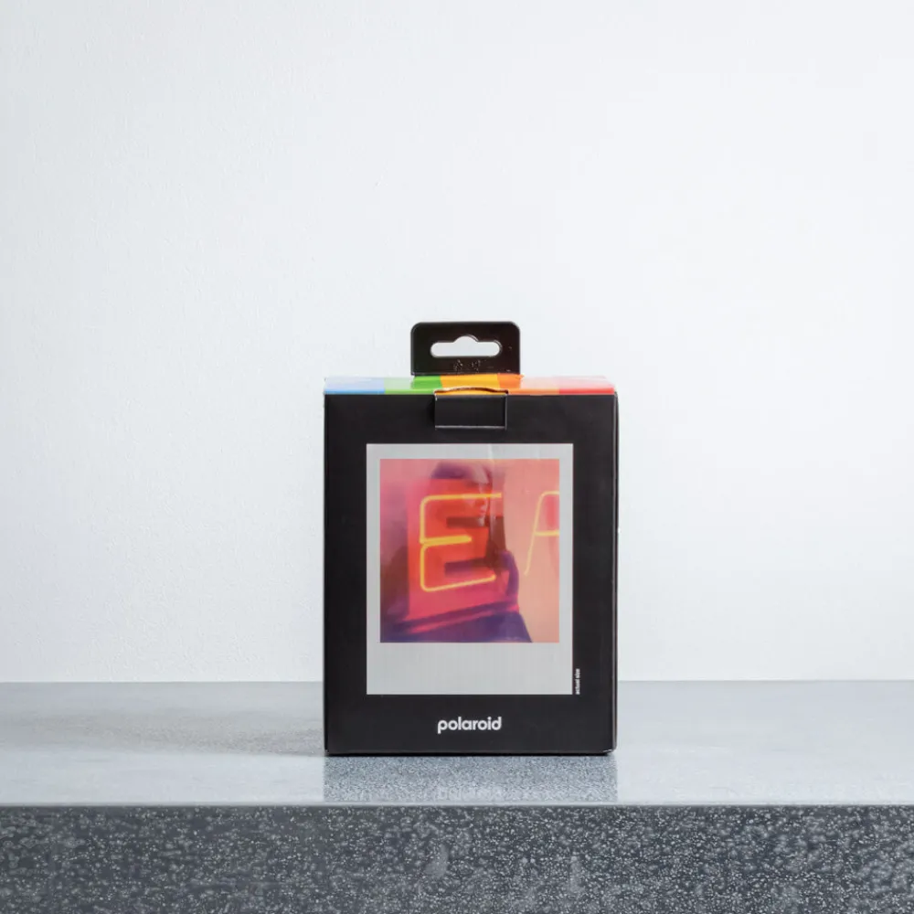 1907 IMPOSSIBLE Appareil photo Polaroid Now - Noir & Blanc