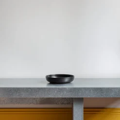 1636 DEARTIS Assiette creuse en grès - Noir