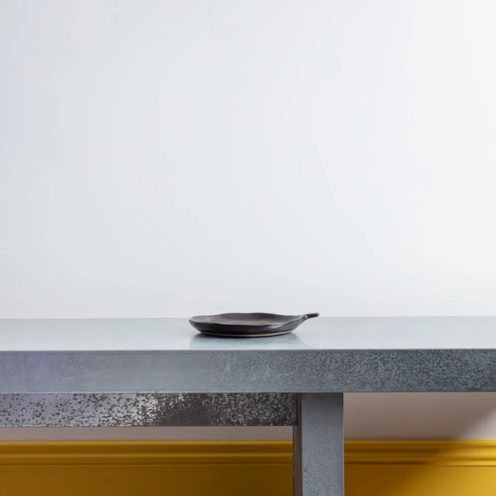 259 SERAX Assiette poêlon La Mère - Ebony