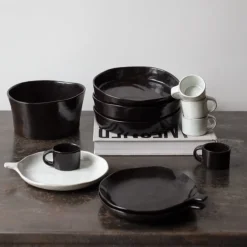 259 SERAX Assiette poêlon La Mère - Ebony
