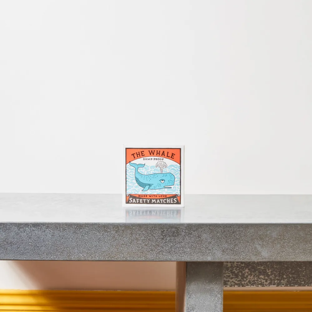 590 FINE MATCH BOX Boîte de 150 grandes allumettes - La Baleine