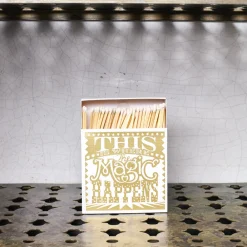 590 FINE MATCH BOX Boîte de 150 grandes allumettes - Magic
