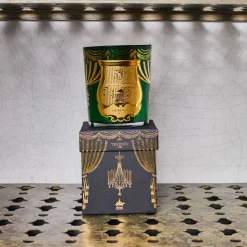 241 SAS CIR Bougie parfumée Trudon 270 g - Angelo Edition Noël 2024