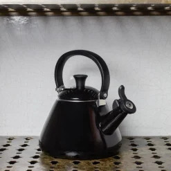 784 LE CREUSET Bouilloire Kone - Noir