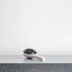 1664 LA BONNE BROSSE Brosse à cheveux N.02 L'INDISPENSABLE - Soin & Démêlage - Lilas