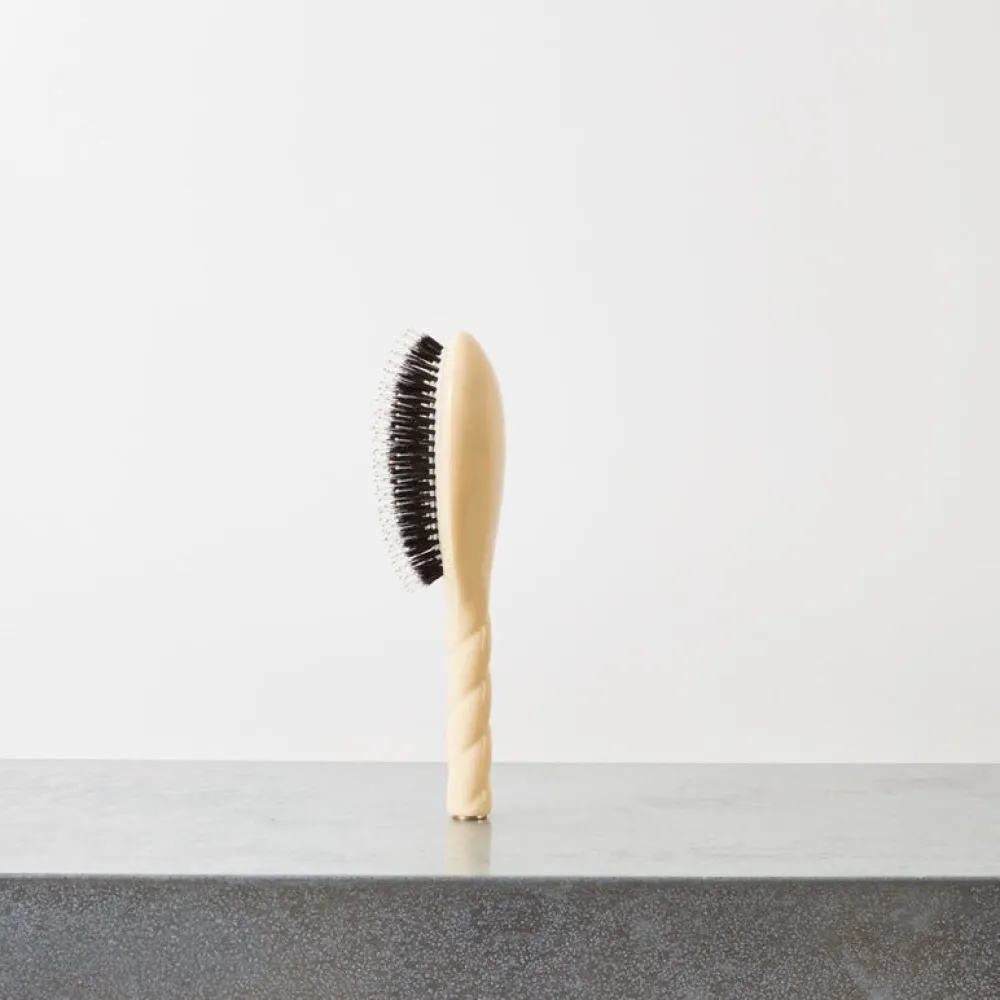 1664 LA BONNE BROSSE Brosse à cheveux N.03 L'INDISPENSABLE - Soin & Perfection