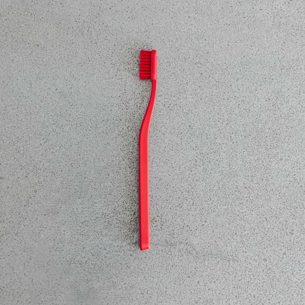208 HAY Brosse à dents - Rouge