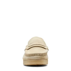 Women Clarks - Wallabee Loafer - Maple Suede