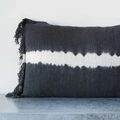 2959 BED AND PHILOSOPHY Coussin en coton Tami - Tye Dye Noir