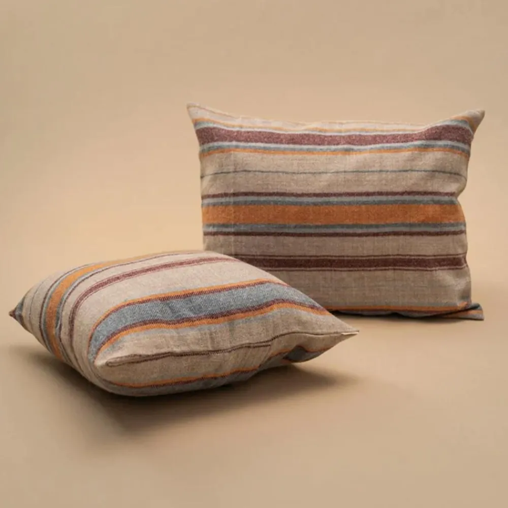 1050 MOISMONT Coussin en laine n°76 - Terracotta - Moismont