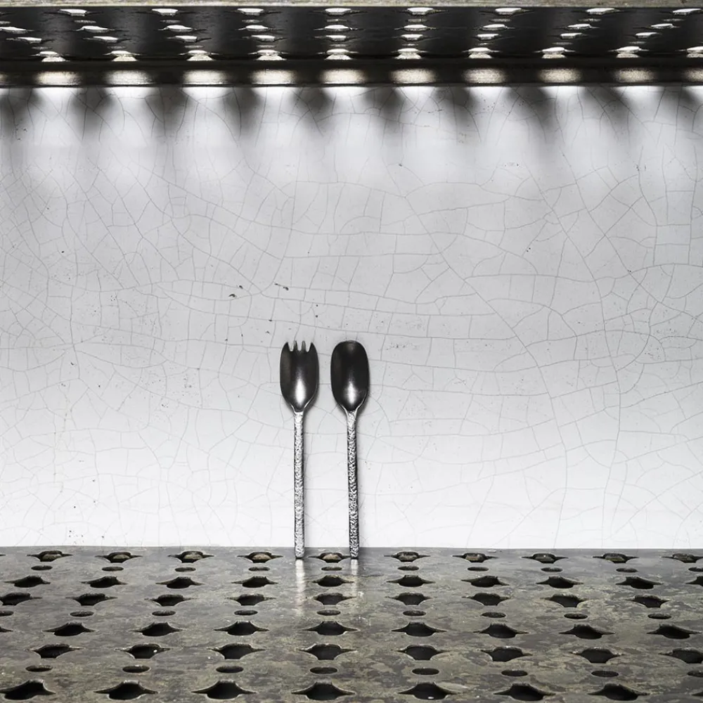 259 SERAX Fourchette apéro en métal martelé - Anthracite - La Nouvelle Table
