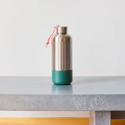 517 BLACK & BLUM Gourde isotherme Explorer en inox 850ml - Olive