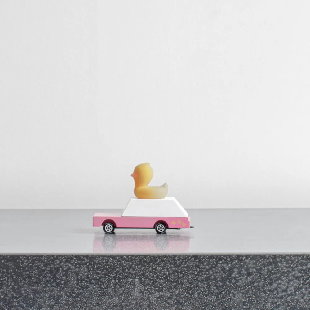 Kids 1499 CANDYLAB Jouet en bois - Duckie Wagon