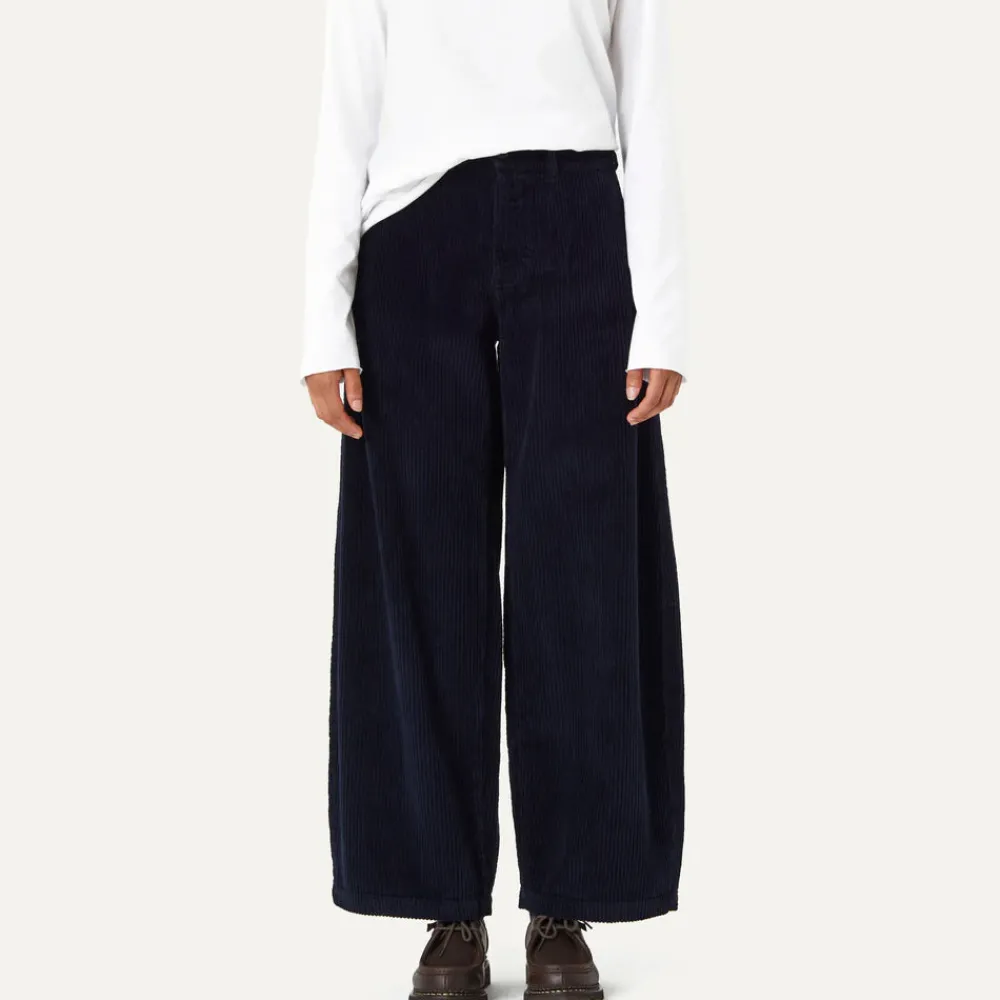 Women LABO ART Labo.Art - Pantalon Velours Bum - Atltantic