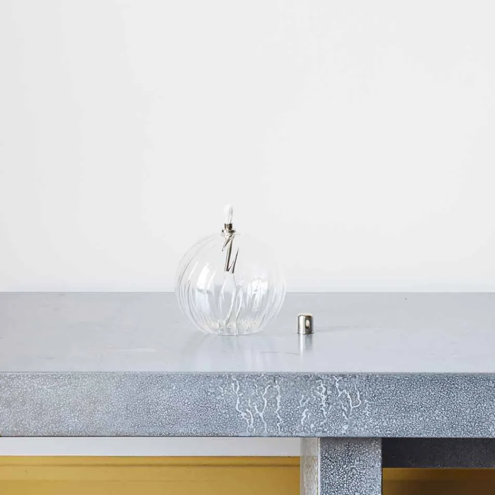 1139 BAZAR DE LUXE Lampe à huile sphère striée