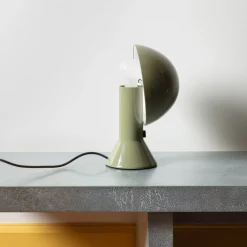 1437 MARTINELLI LUCE Lampe de table Elmetto - Vert