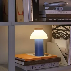 208 HAY Lampe portable - Bicolore Sky Blue - Hay