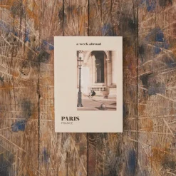2037 A WEEK ABROAD Livre - A Week Abroad Paris
