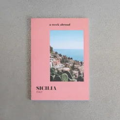 2037 A WEEK ABROAD Livre - A Week Abroad Sicile