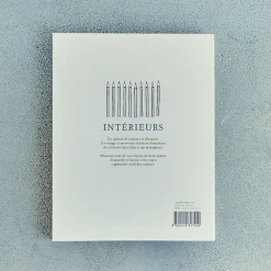 746 HACHETTE EDITIONS Livre - Intérieurs de Zoé de las Cases