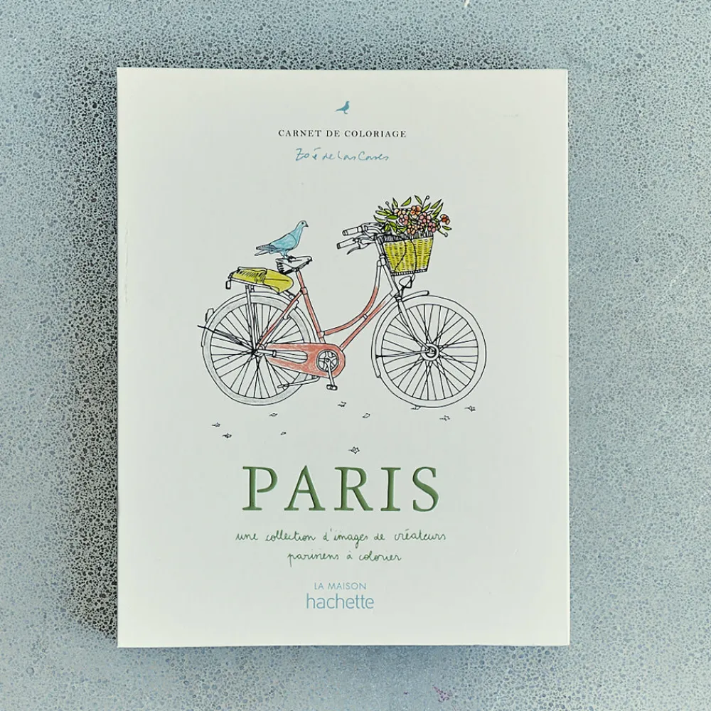 746 HACHETTE EDITIONS Livre - Paris de Zoé de las Cases