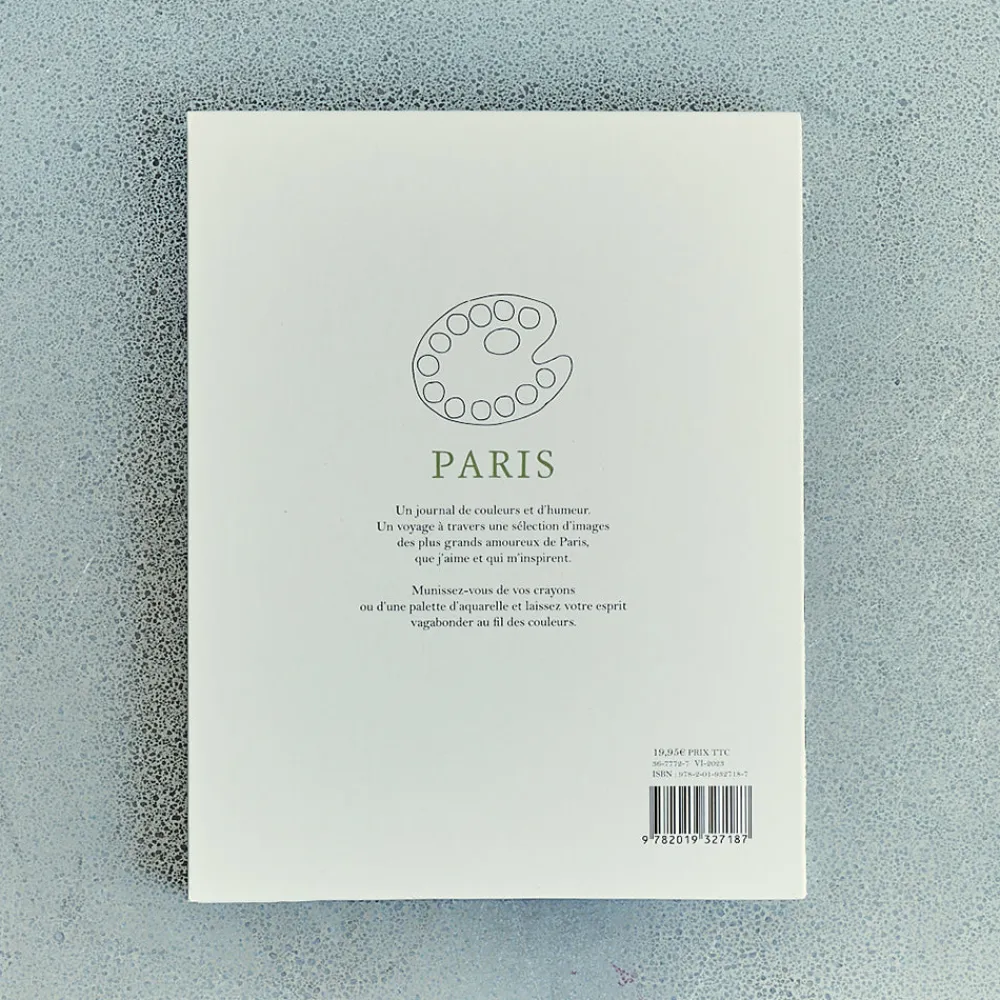 746 HACHETTE EDITIONS Livre - Paris de Zoé de las Cases