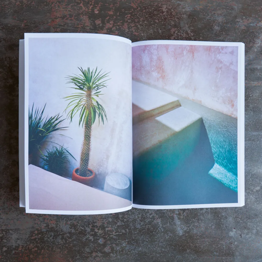 2139 FIRST EDITION Livre - Puerto Escondido