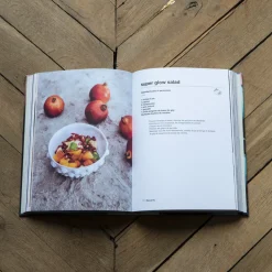 747 FLAMMARION Livre - Recettes Vegan Wild & The Moon