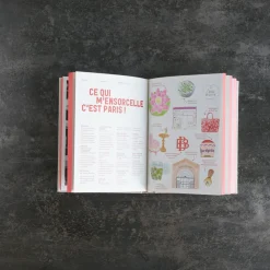 746 HACHETTE EDITIONS Livre - Un dimanche à Paris de Zoé de las Cases