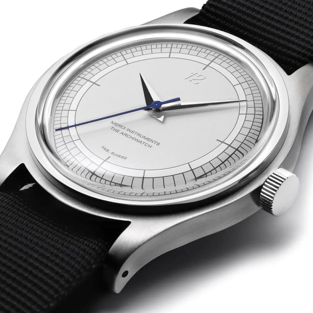MERCI Montre LMM-01 : The Archiwatch (Mécanique)