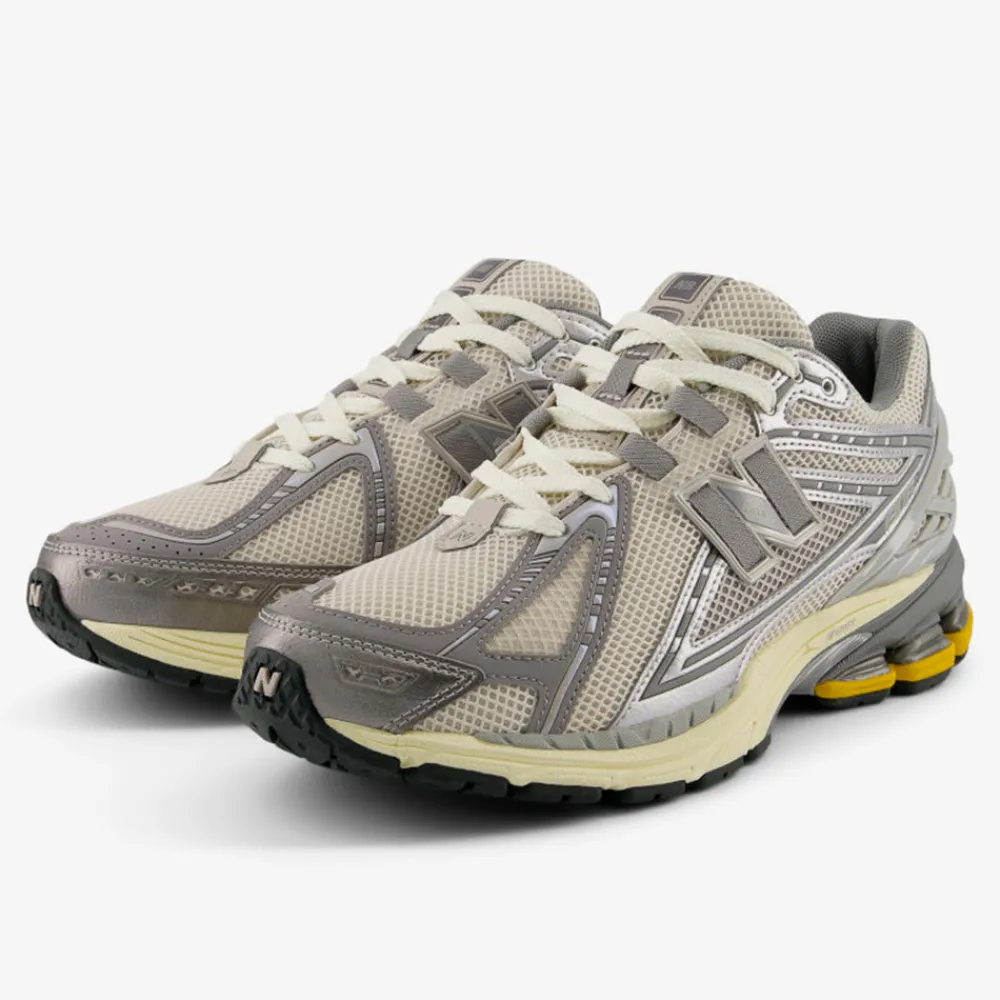 Women New Balance - Baskets 1906 RRD - Gris
