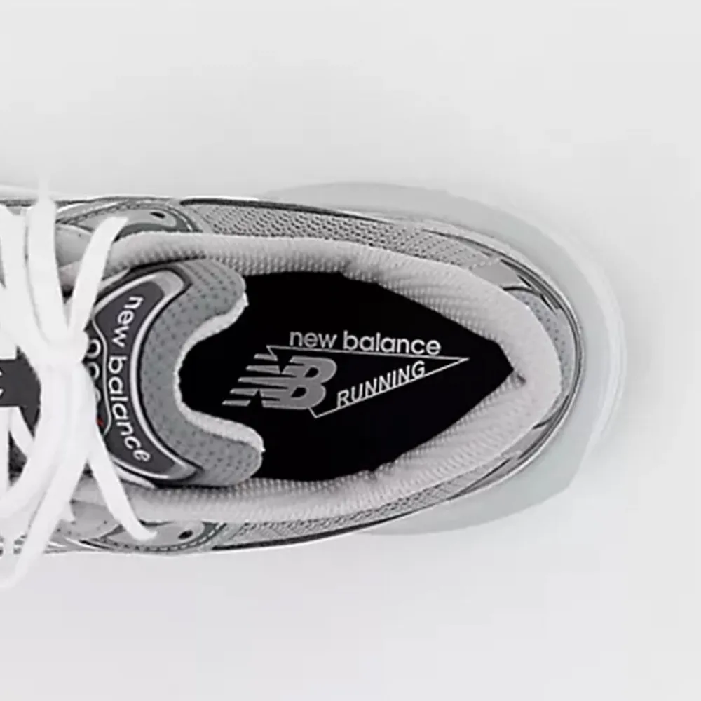 Women New Balance - W990GL6 - Gris