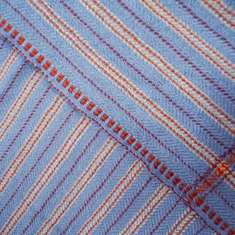 1050 MOISMONT Plaid en laine n°80 - Cloud - Moismont