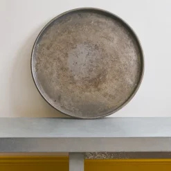 1414 PUEBCO Plateau rond en métal - Vintage