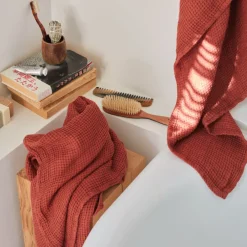 200 LINTEX Serviette de bain en lin - Waffle - Rouge Urushi