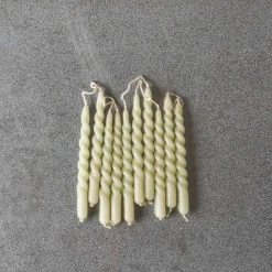 208 HAY Set de 10 bougies Swirl - Light Green