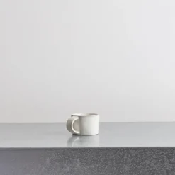 259 SERAX Tasse à ristretto La Mère - Off White