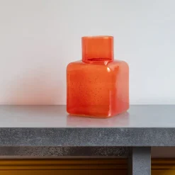 1927 DINNERWARE & CO Vase en verre recyclé Elia - Tomate